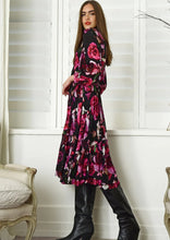Load image into Gallery viewer, Curate love story dress