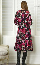 Load image into Gallery viewer, Curate love story dress