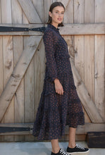Load image into Gallery viewer, Curate in the long dress
